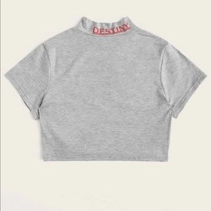 letter cropped tee